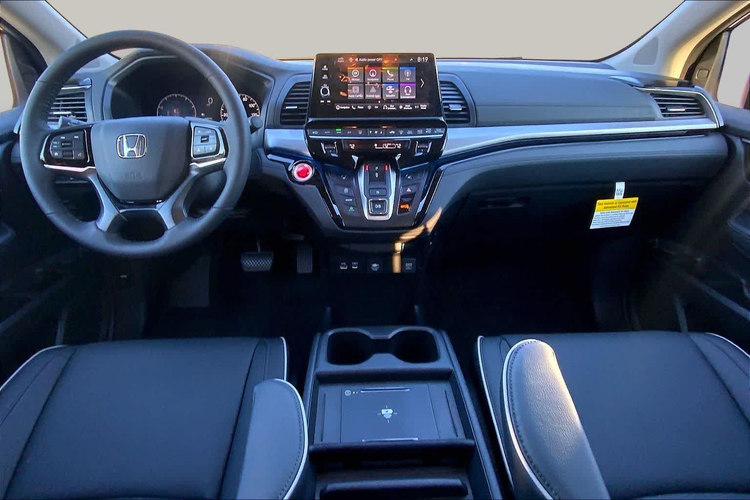 New 2027 Modern Steel Metallic Honda Touring image 5