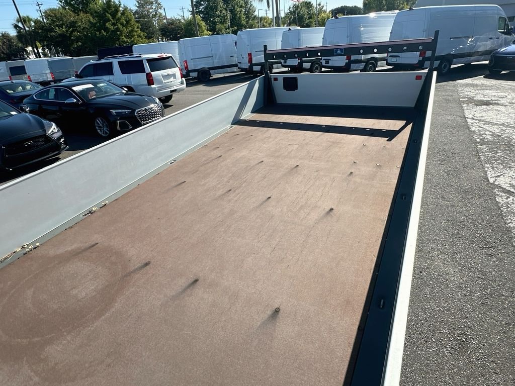 Used 2015 White Freightliner 14 Foot Flat Bed image 22