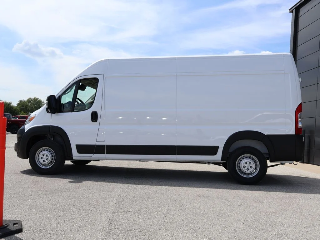 New 2026 Bright White Clear-Coat Exterior Paint RAM High Roof image 2