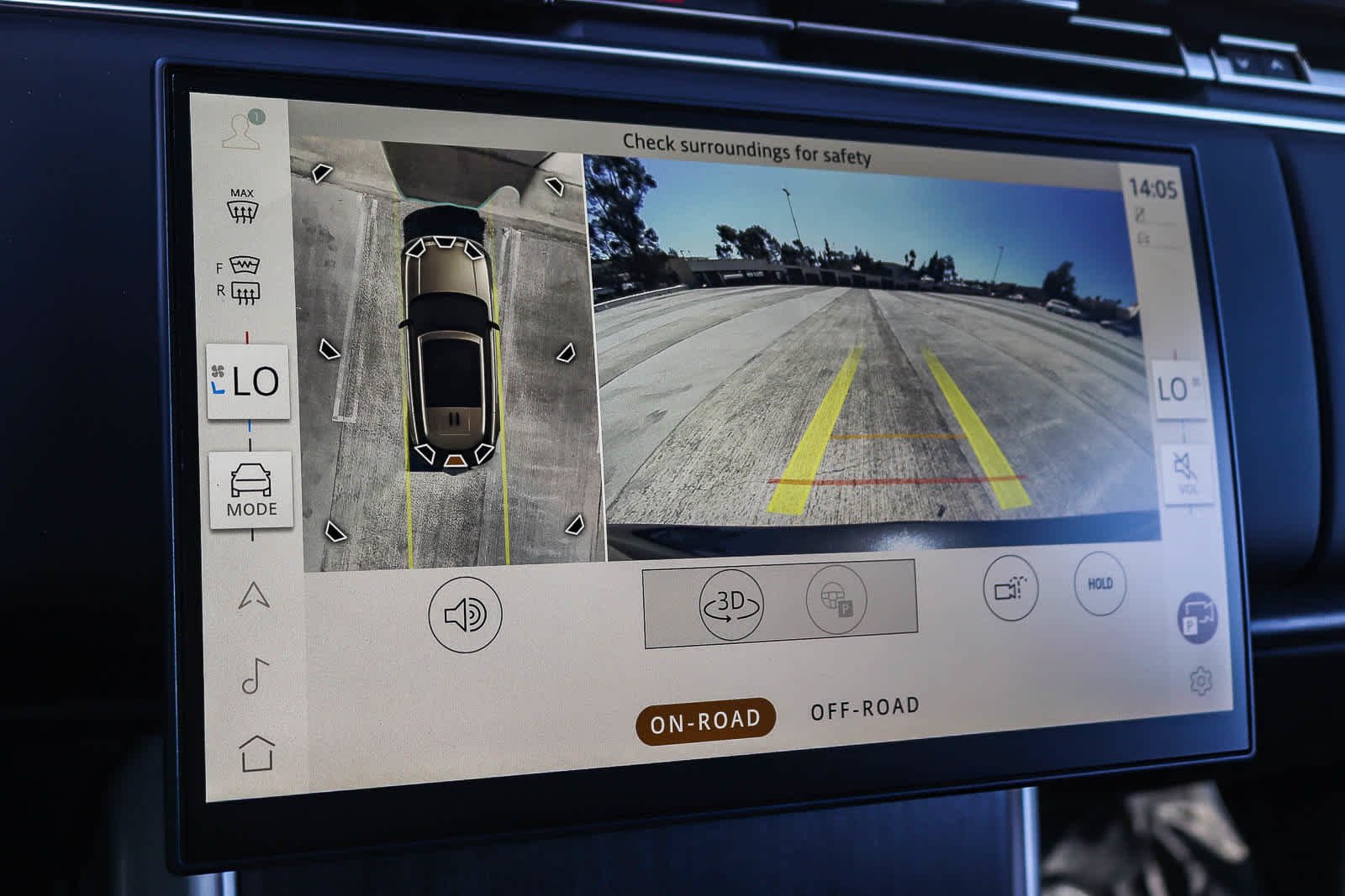 New 2026 Carpathian Grey Land Rover SE image 24