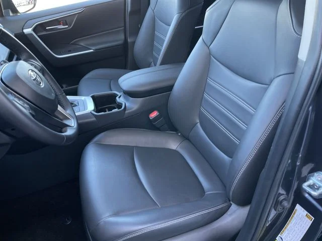 Used 2025 Gray Toyota XLE Premium image 11