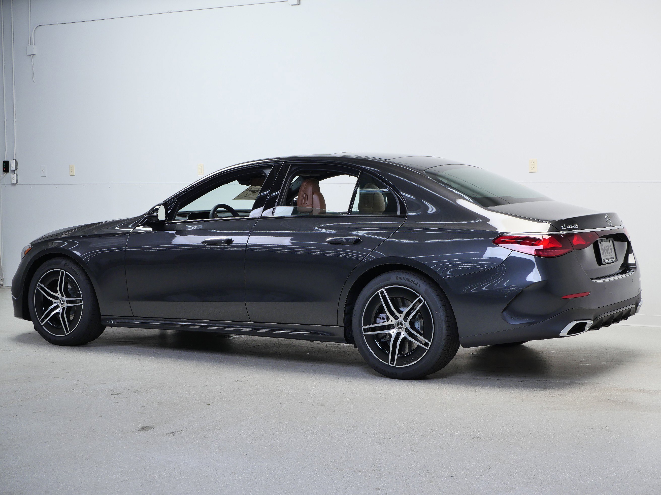 New 2026 Graphite Grey Metallic Mercedes-Benz E 450 image 6