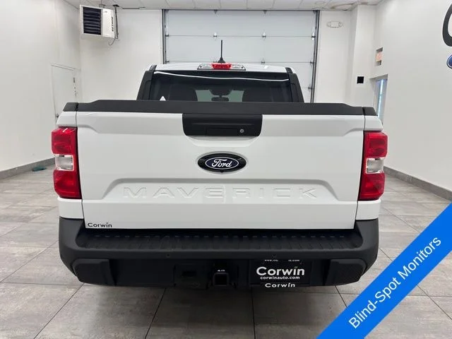 New 2026 Oxford White Ford XLT image 4