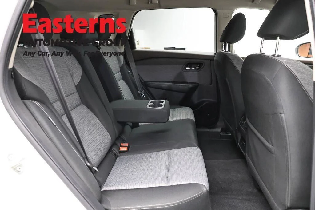 Used 2023 White Nissan SV image 25