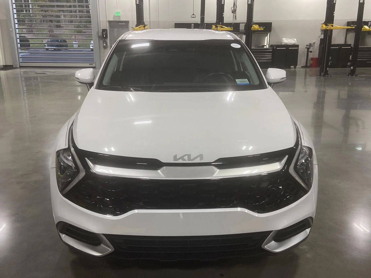 Used 2023 Glacial White Pearl Kia EX image 2