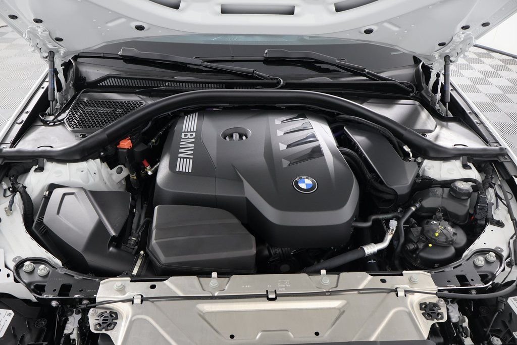 New 2026 Mineral White Metallic BMW 330i xDrive image 9