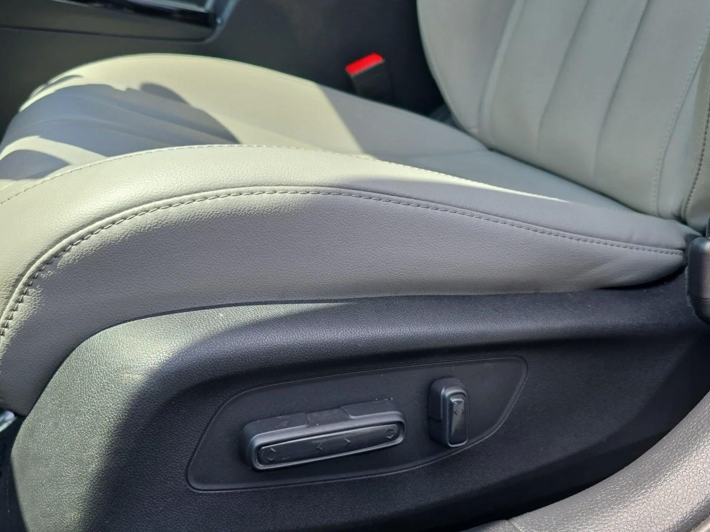 Certified Used 2025 Majestic Black Pearl Acura INTEGRA image 37
