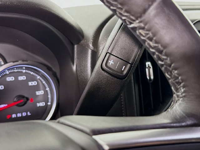 Used 2022 Iridescent Pearl Tricoat Chevrolet RST image 17