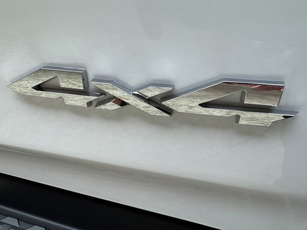 Used 2023 White Ram Laramie image 5