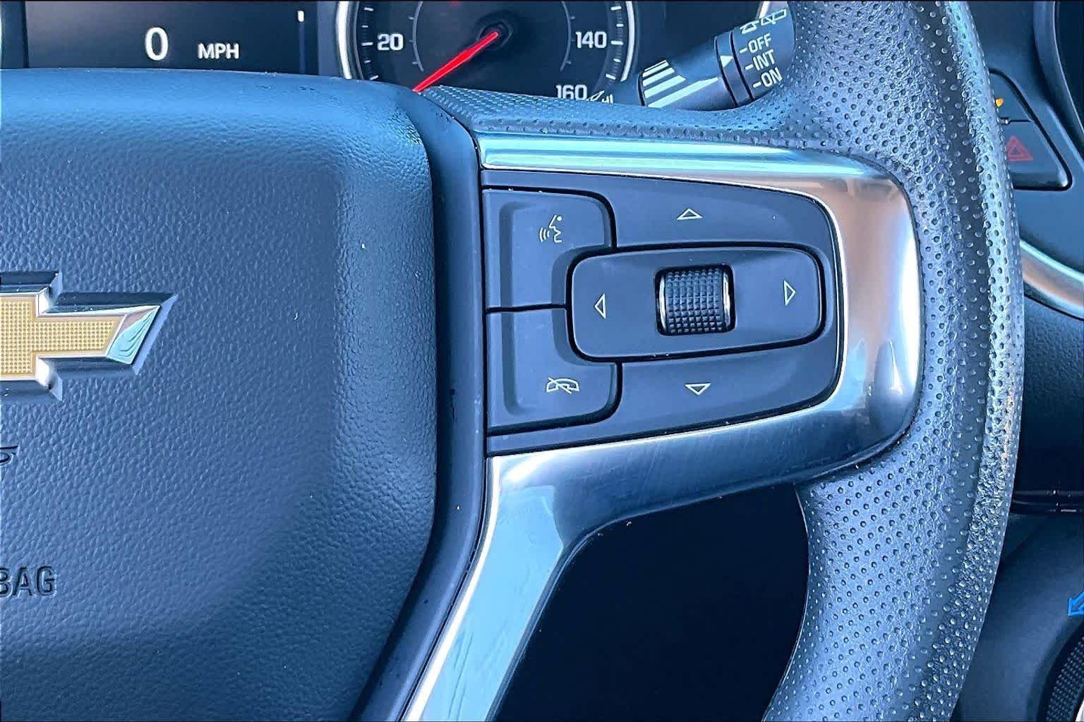 Used 2025 Sterling Gray Metallic Chevrolet LT image 20