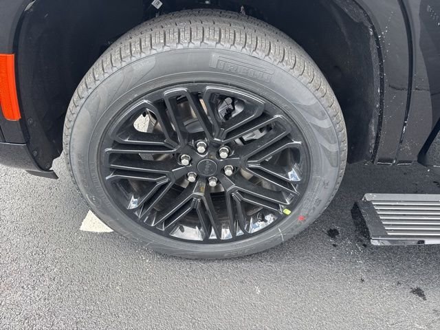 New 2026 High Gloss Black Exterior Paint Jeep Limited Reserve image 16