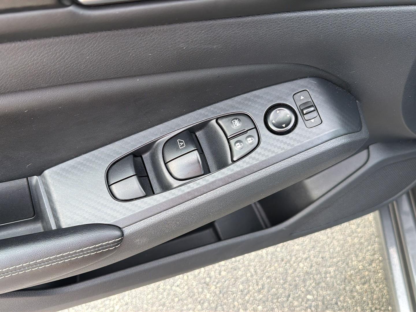 2025 Nissan Altima SV - Photo 31