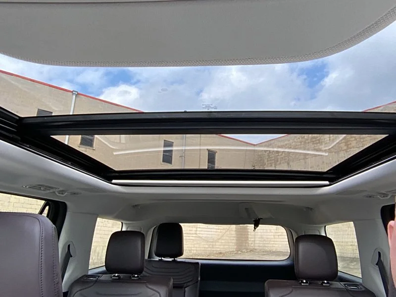 New 2026 Glacier Gray Metallic Tri-Coat Ford Platinum® image 45