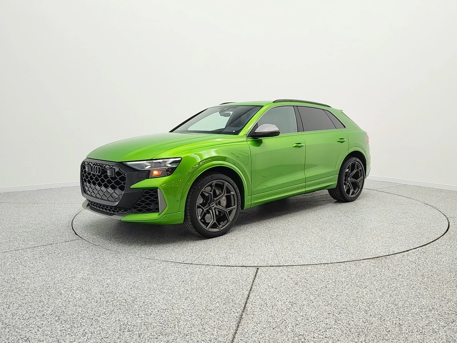 2025 Audi RS Q8 -'s photo