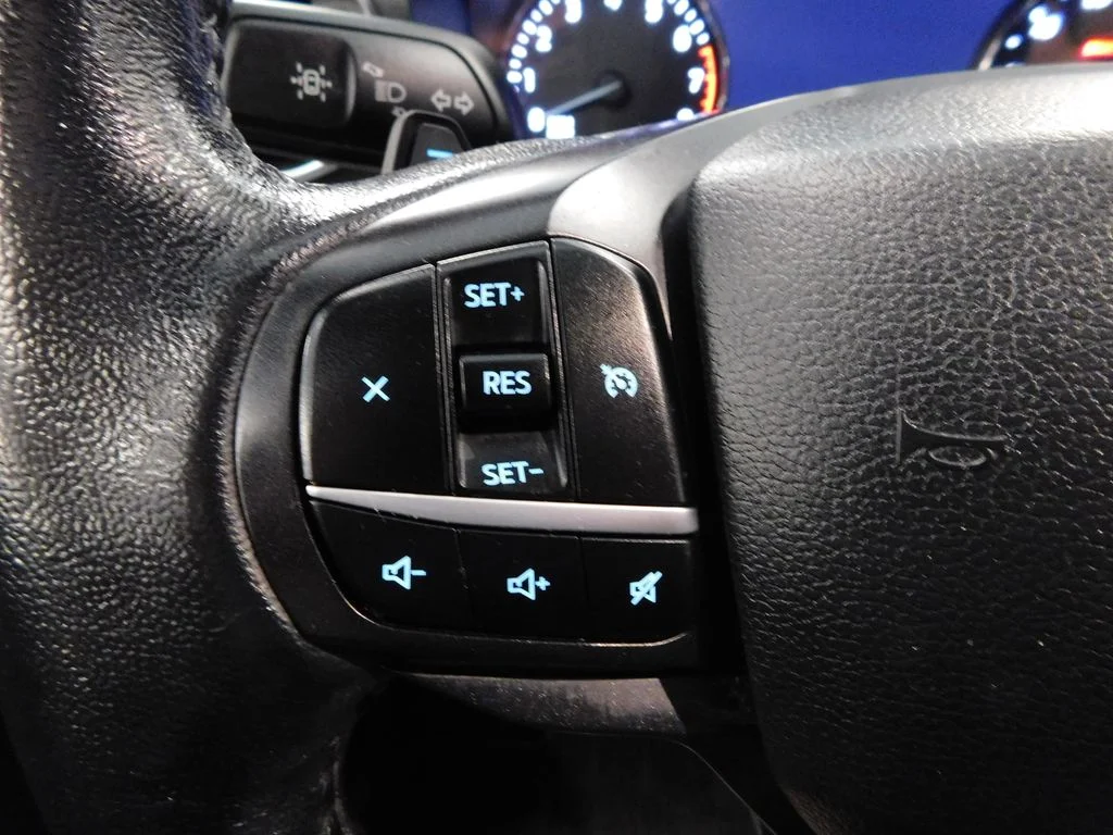 Used 2020 Agate Black Metallic Ford XLT image 23