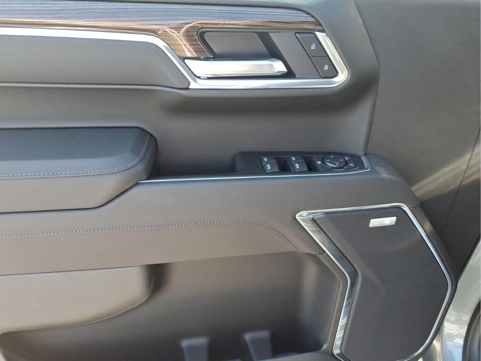 New 2026 Sterling Gray Metallic Chevrolet LT Trail Boss image 14