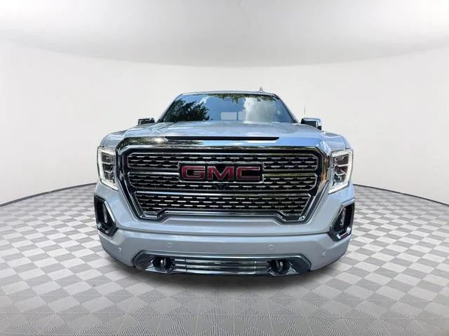 Used 2021 WHITE FROST TRICOAT GMC Denali image 2