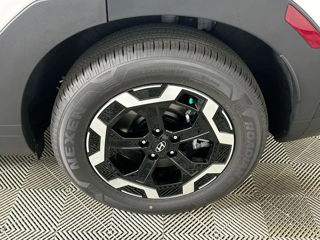 New 2026 Hyundai SANTA FE SE