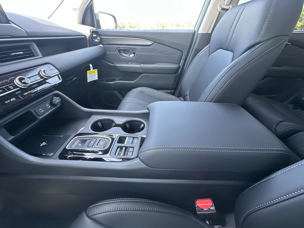 New 2026 Sonic Gray Pearl Honda AWD Touring image 21