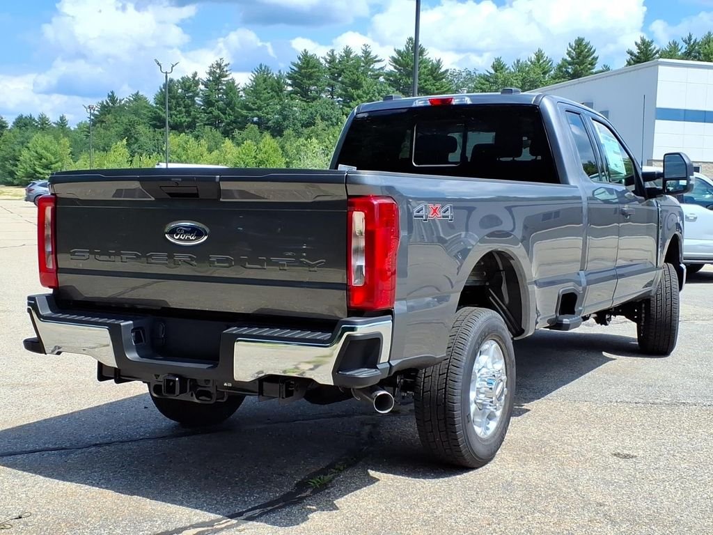 New 2026 Carbonized Gray Metallic Ford F-350® XLT image 5