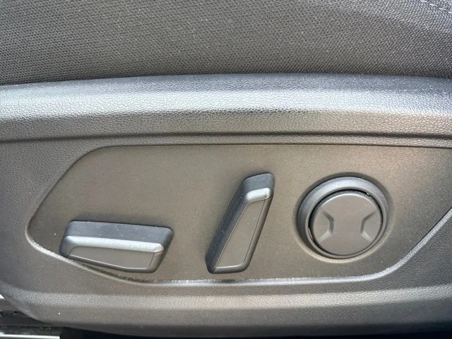 Used 2025 Gray Hyundai Blue image 15