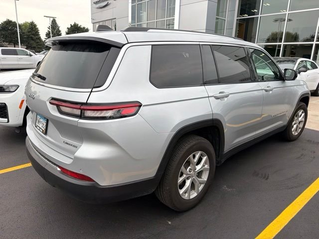 Certified Used 2023 Silver Jeep Limited image 4