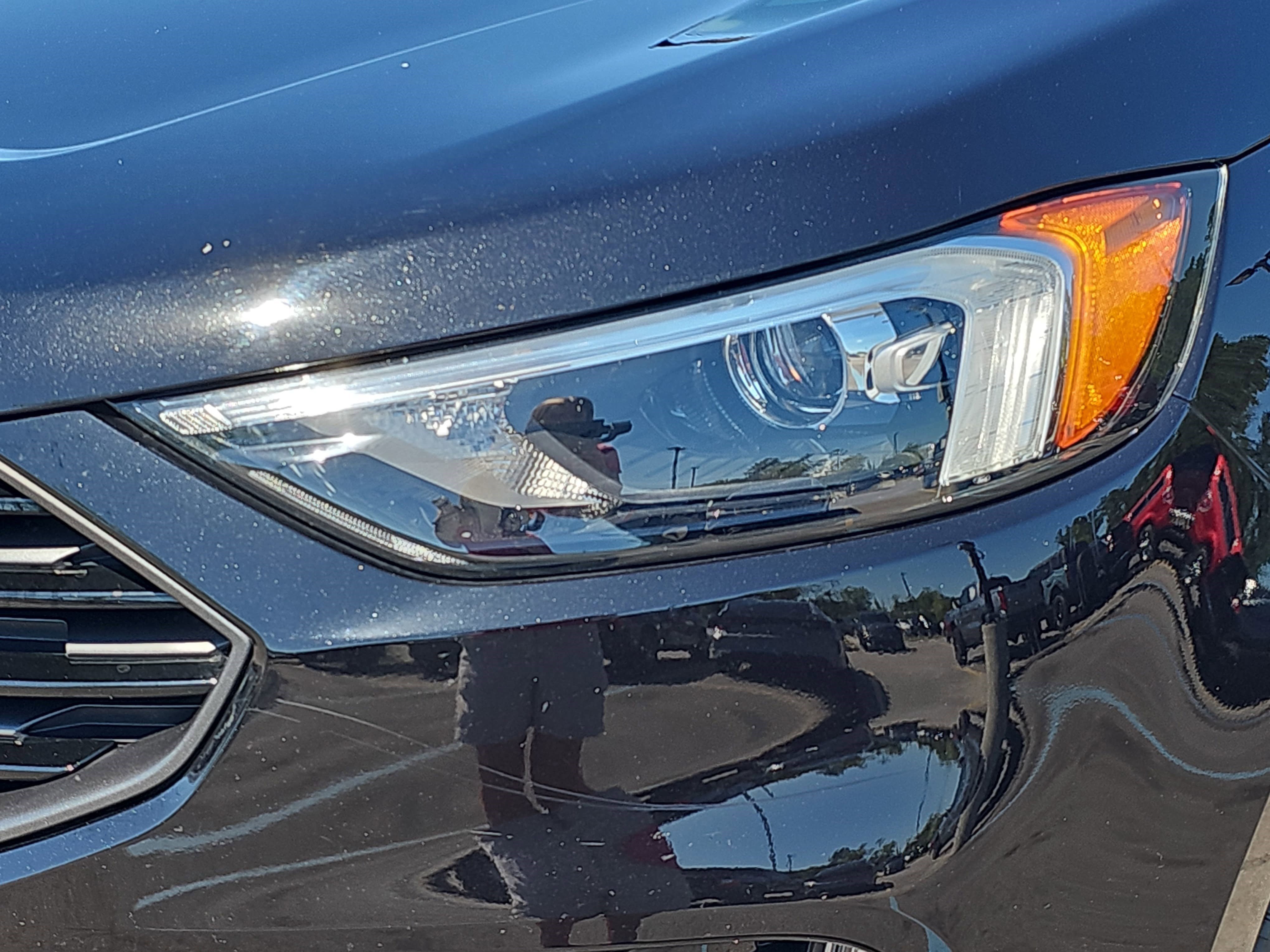 Used 2022 Black Metallic Ford SEL image 27