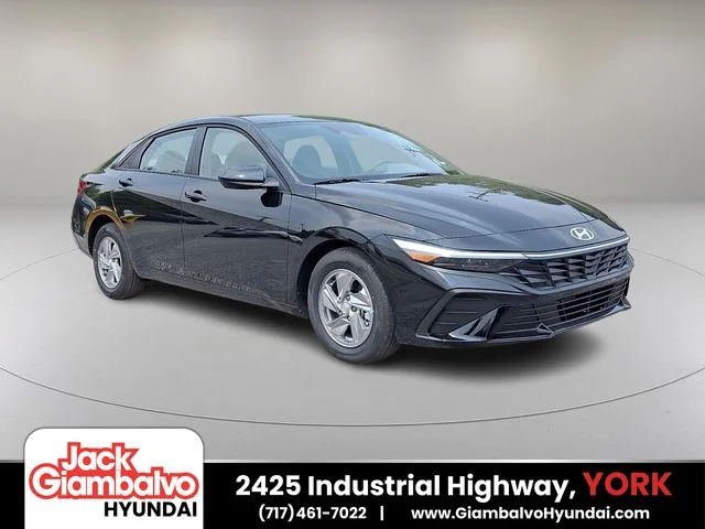 New 2026 Black Hyundai SE image 1