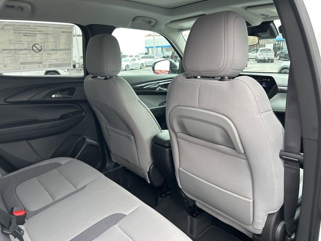 New 2026 Summit White Chevrolet LT image 43