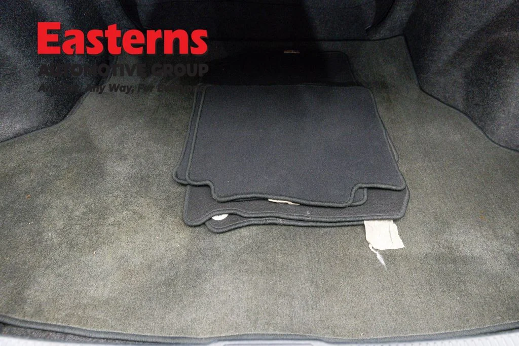 Used 2016 Gray Toyota SE image 9