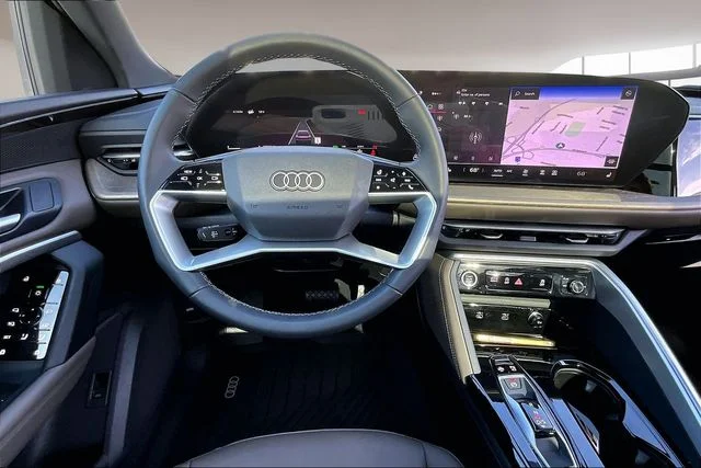 Used 2025 White Audi 2.0T Premium image 8
