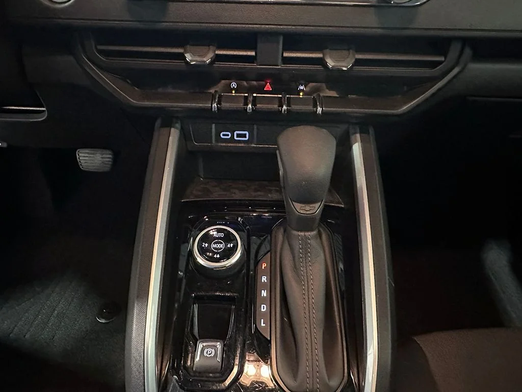 Used 2024 Red Chevrolet Trail Boss image 33