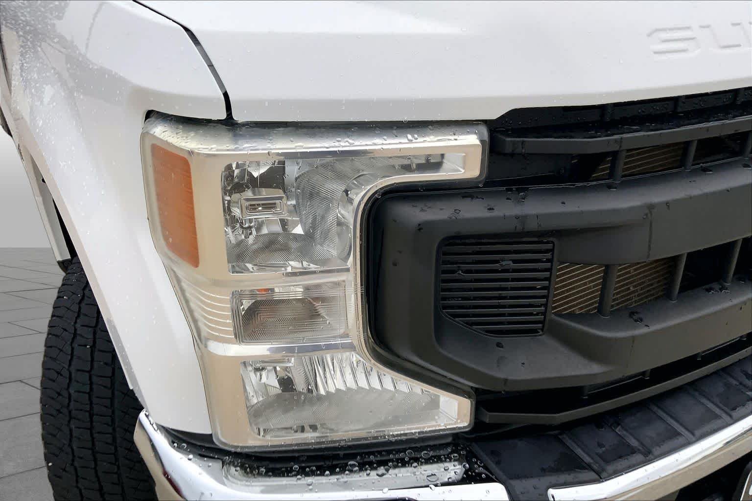 Used 2021 Oxford White Ford XL image 26