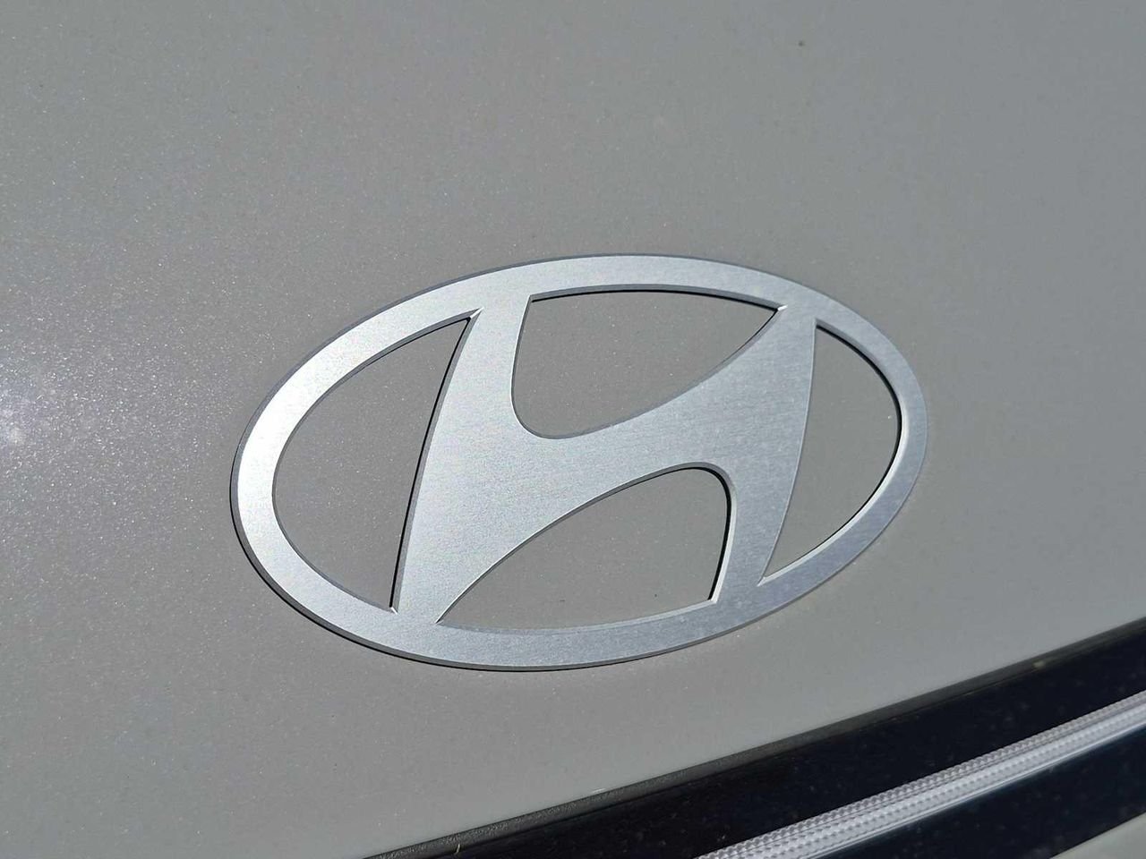 New 2026 Cyber Gray Metallic Hyundai Limited AWD image 11