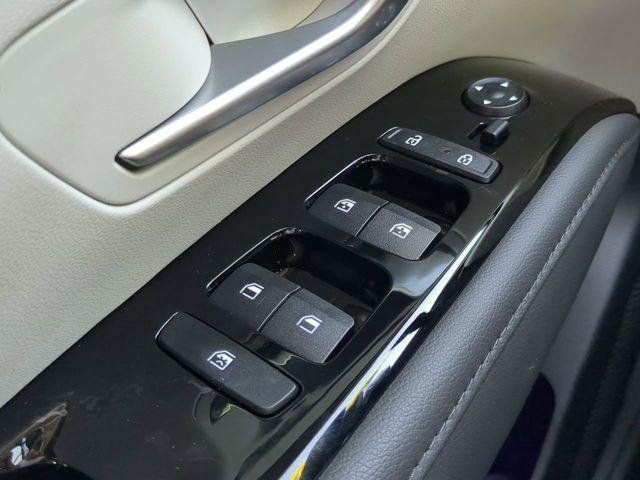 New 2024 Black Hyundai Limited AWD image 26