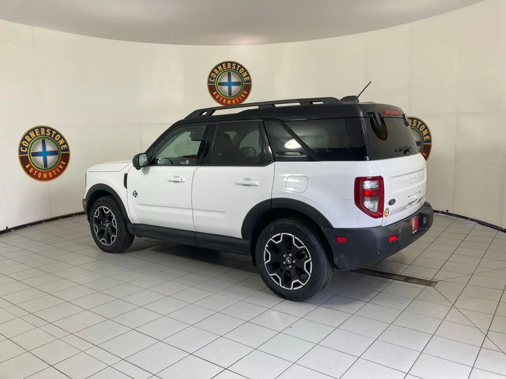 Used 2025 White Ford Outer Banks image 23
