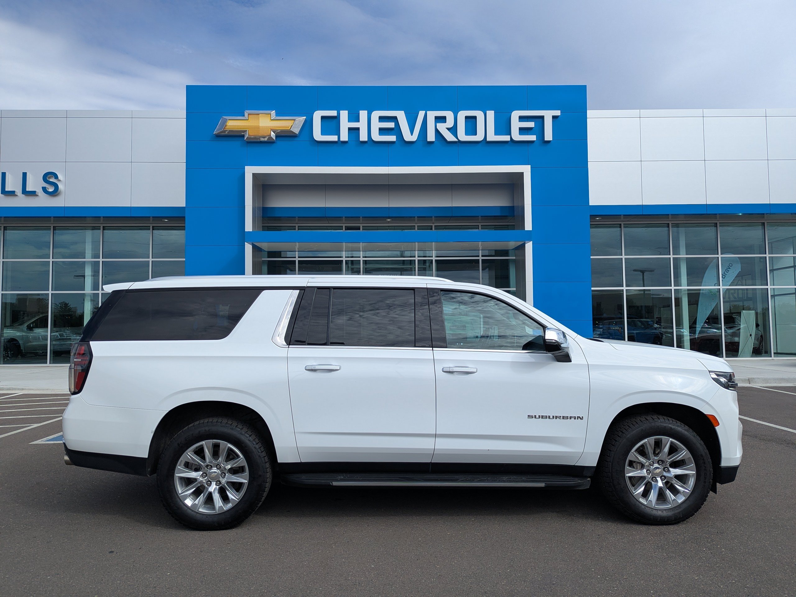 2024 Chevrolet Suburban Premier - Photo 40