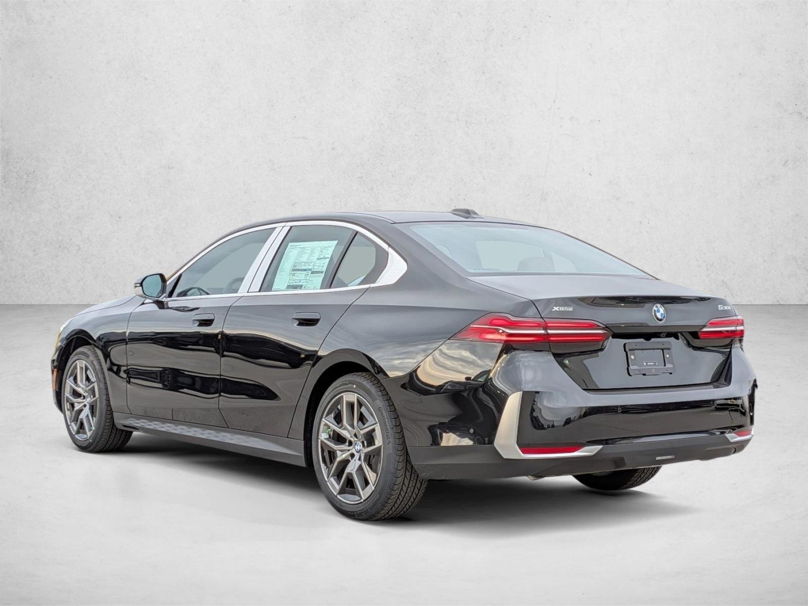 Used 2026 Black Sapphire Metallic BMW 530i xDrive image 9