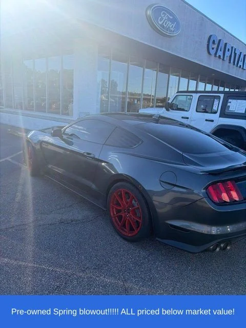 Used 2020 Gray Ford Shelby GT350 image 7