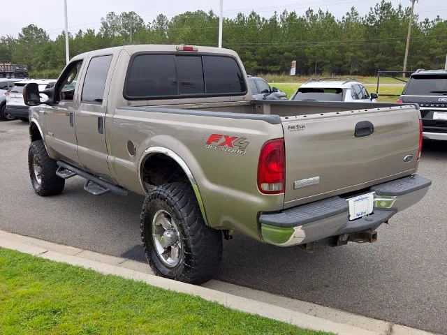 Used 2005  Ford Lariat image 12