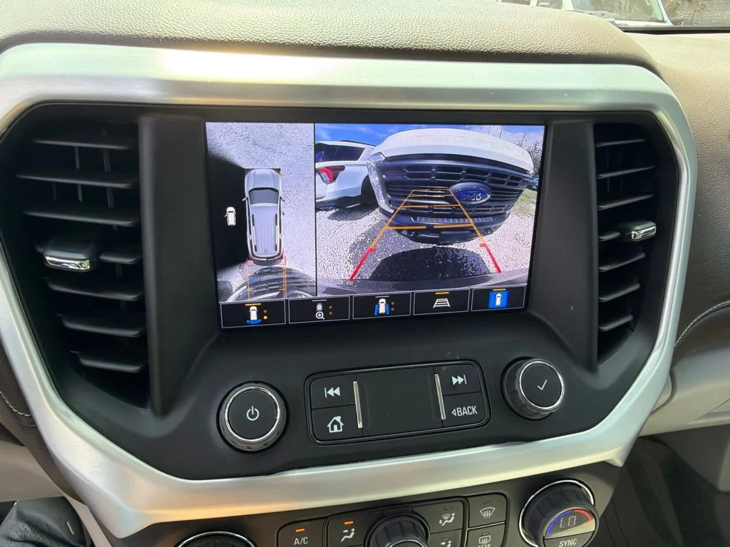 Used 2022 Gray GMC SLT image 21