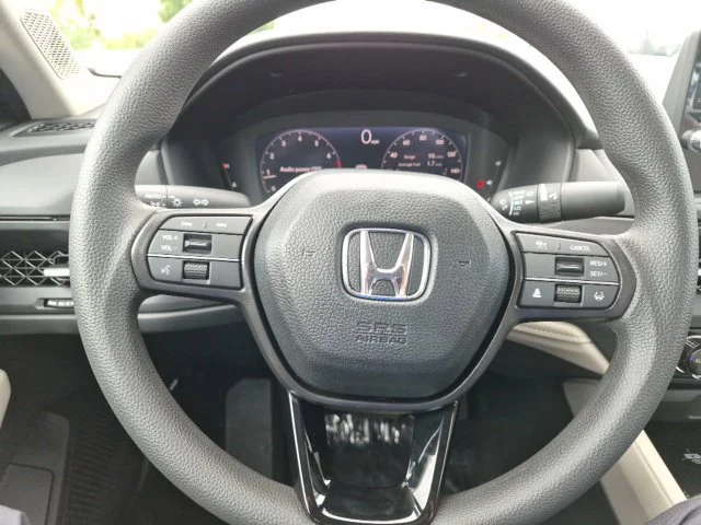 New 2026 Platinum White Pearl Honda SE image 19
