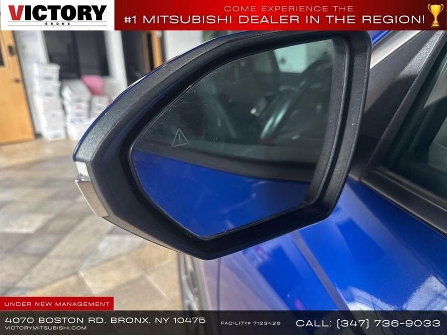 Used 2023 Blue Hyundai Limited image 31