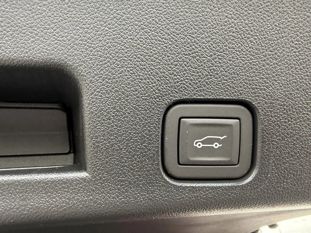 2026 Chevrolet Traverse High Country - Photo 14