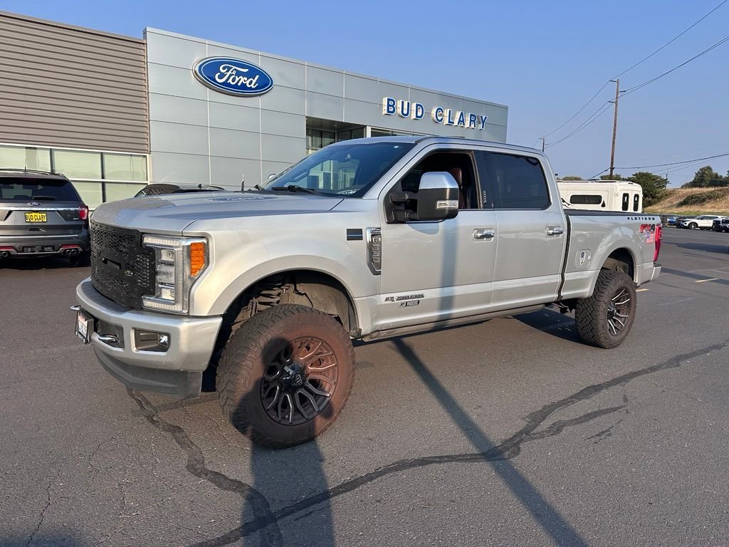 Used 2017 Ingot Silver Metallic Ford Platinum image 9