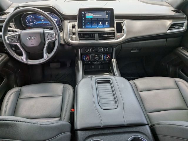 Used 2024 Gray Chevrolet Z71 image 16