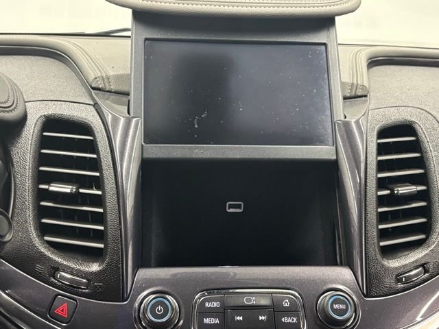 Used 2016 White Chevrolet LT image 21