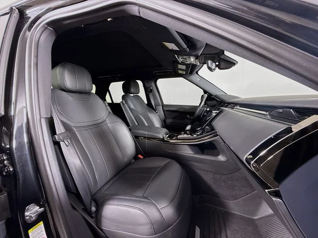 Certified Used 2023 Black Land Rover SE Dynamic image 30