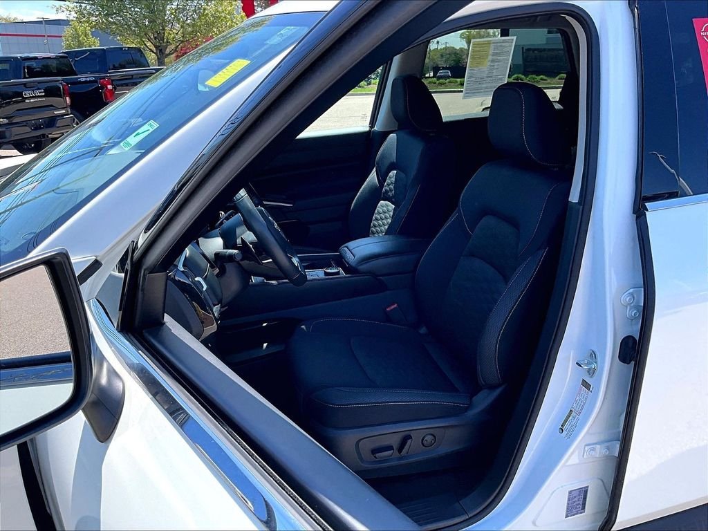Certified Used 2023 White Nissan SV image 10