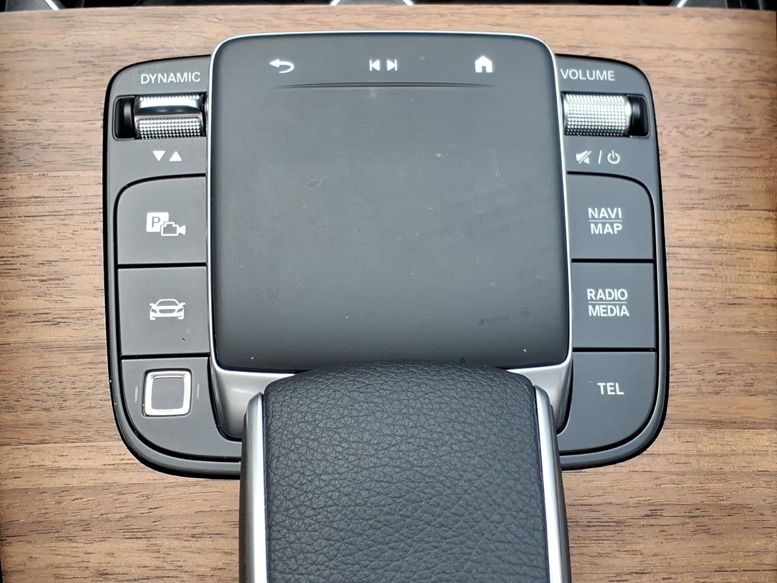 Certified Used 2025  Mercedes-Benz GLE 350 image 20